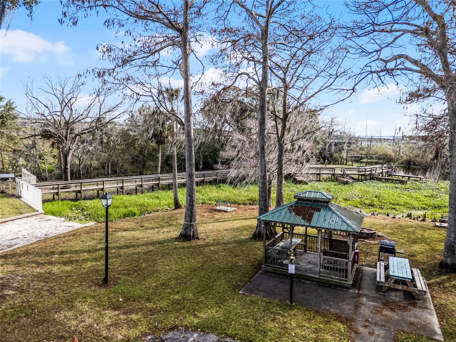 313 DIRKSEN DR #B16, DEBARY, FL, 32713