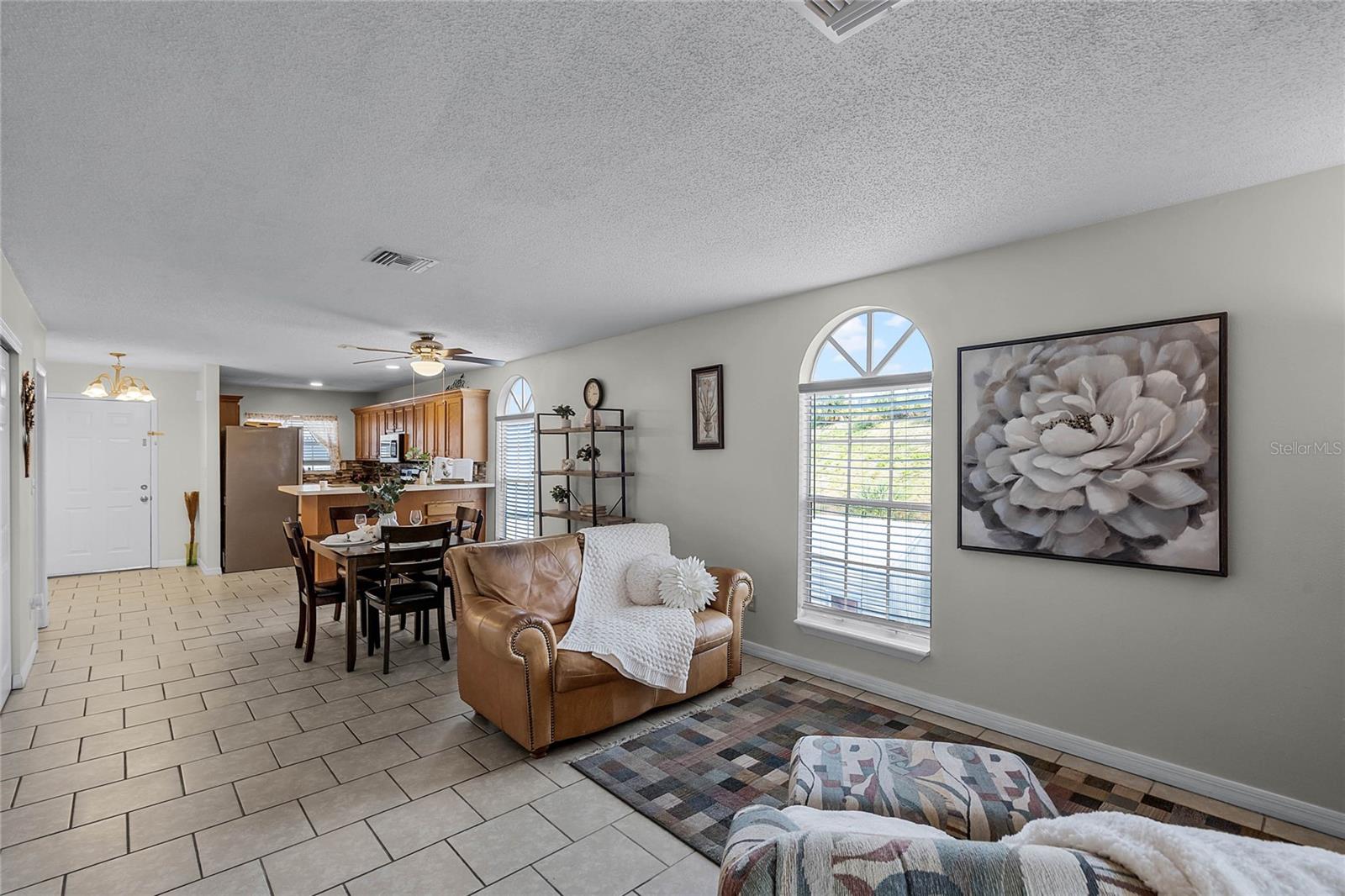 313 DIRKSEN DR #B16, DEBARY, FL, 32713