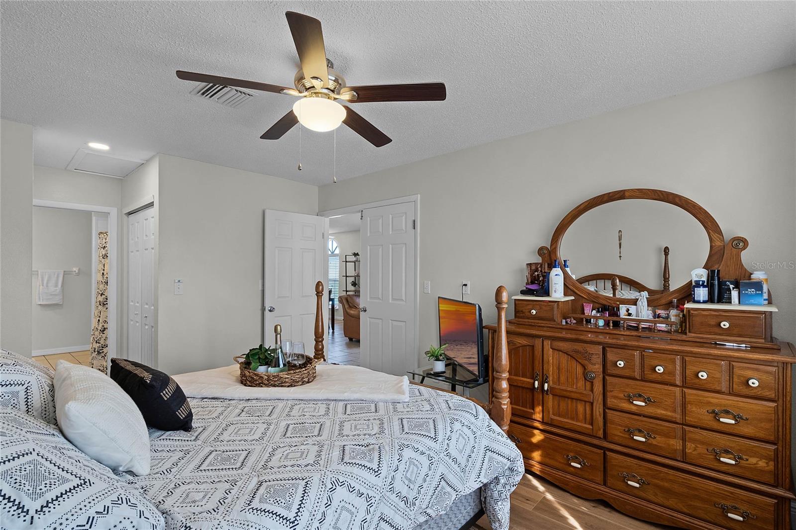 313 DIRKSEN DR #B16, DEBARY, FL, 32713