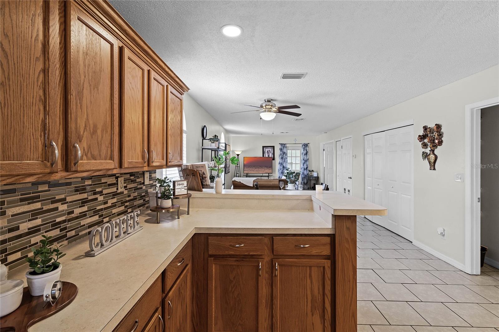 313 DIRKSEN DR #B16, DEBARY, FL, 32713