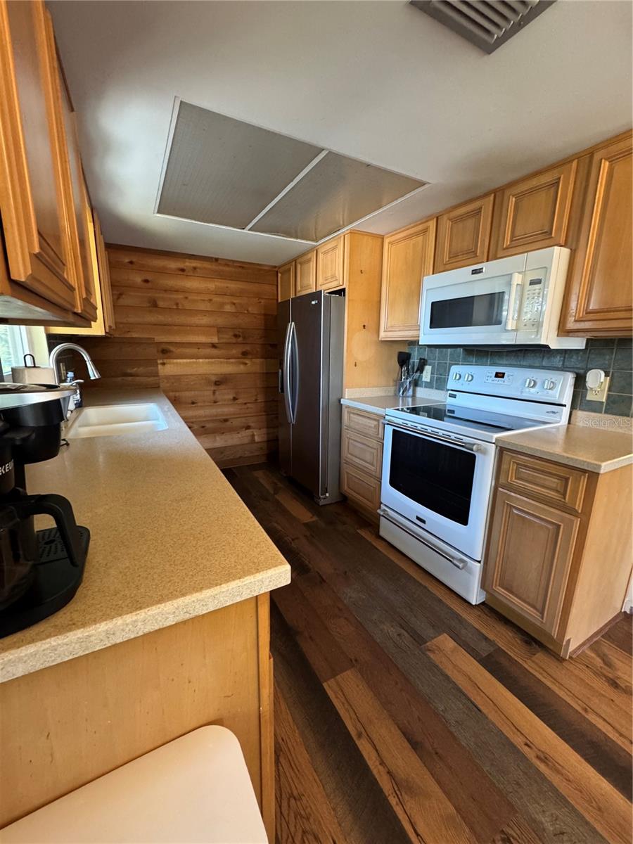 16645 W RIVER RD., INGLIS, FL, 34449