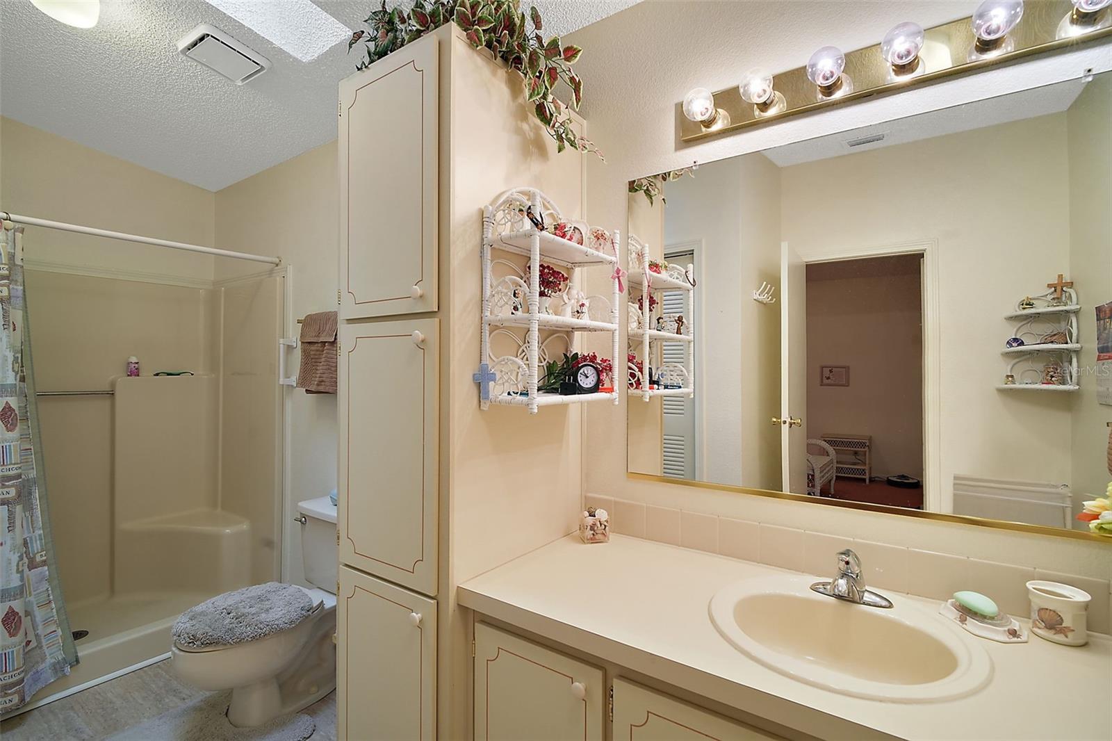 1220 MARIA CT, LADY LAKE, FL, 32159