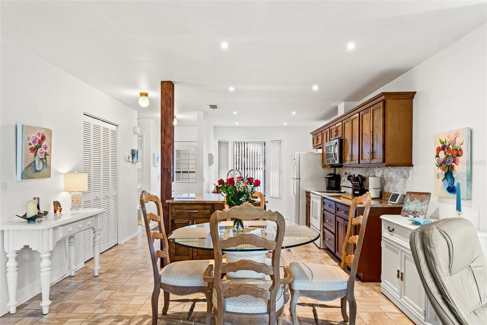 6611 SOVEREIGN WAY, SPRING HILL, FL, 34606