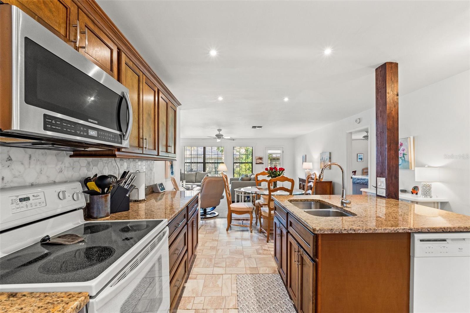 6611 SOVEREIGN WAY, SPRING HILL, FL, 34606