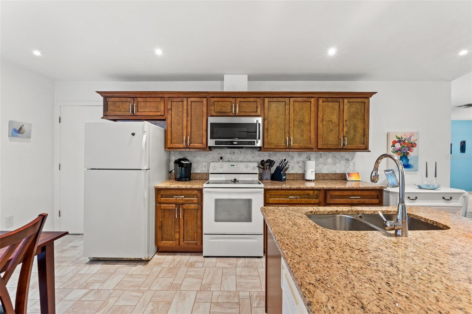 6611 SOVEREIGN WAY, SPRING HILL, FL, 34606