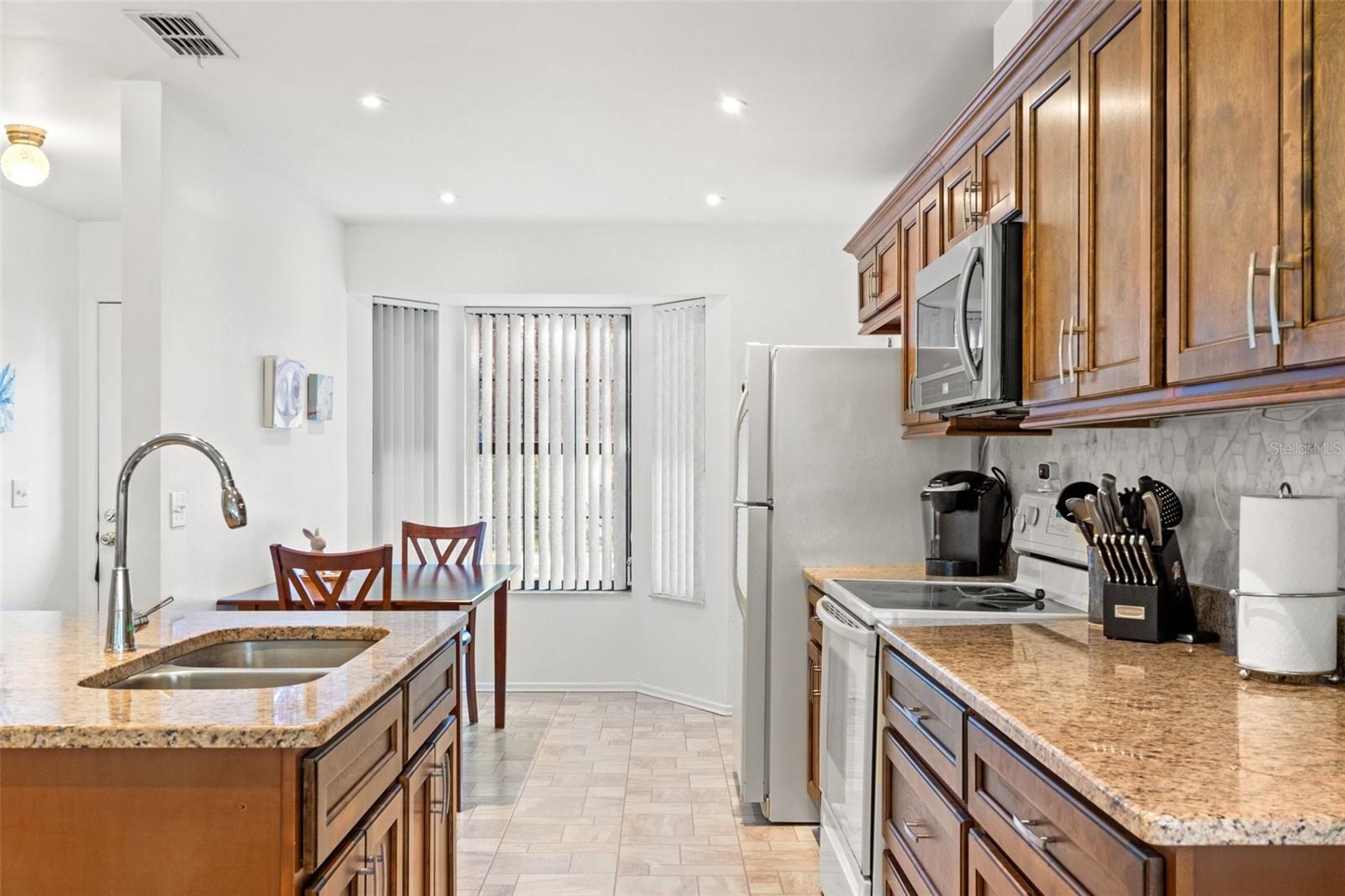 6611 SOVEREIGN WAY, SPRING HILL, FL, 34606