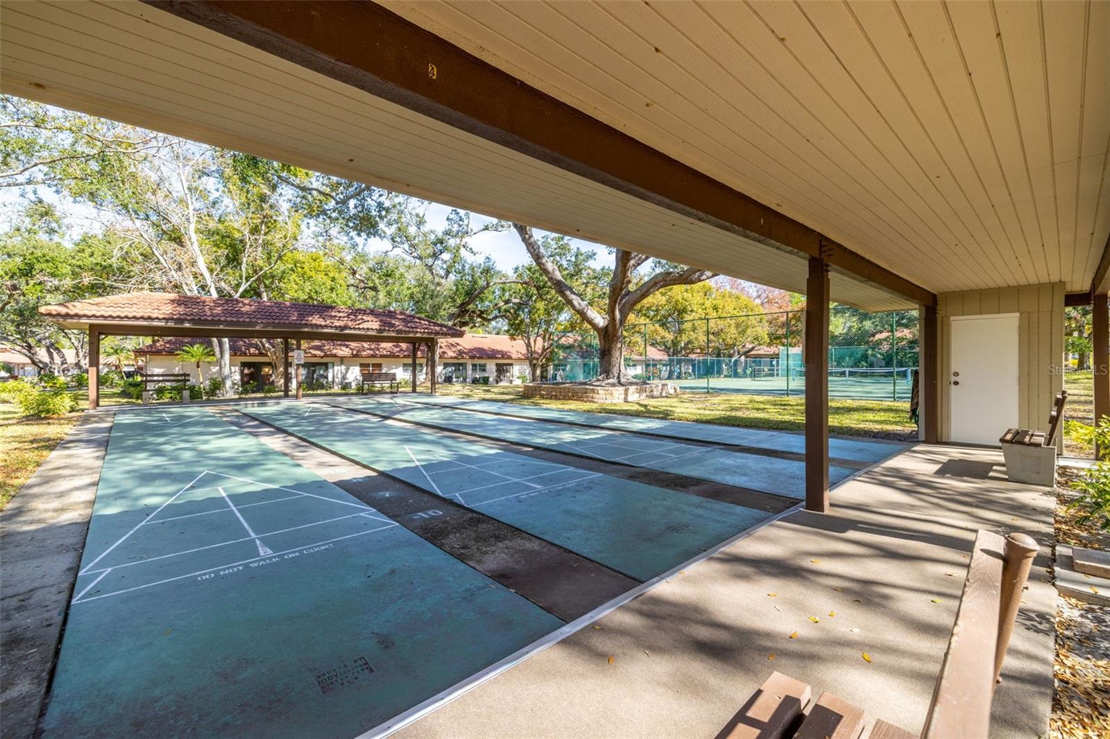 1375 CARLISLE CT, DUNEDIN, FL, 34698