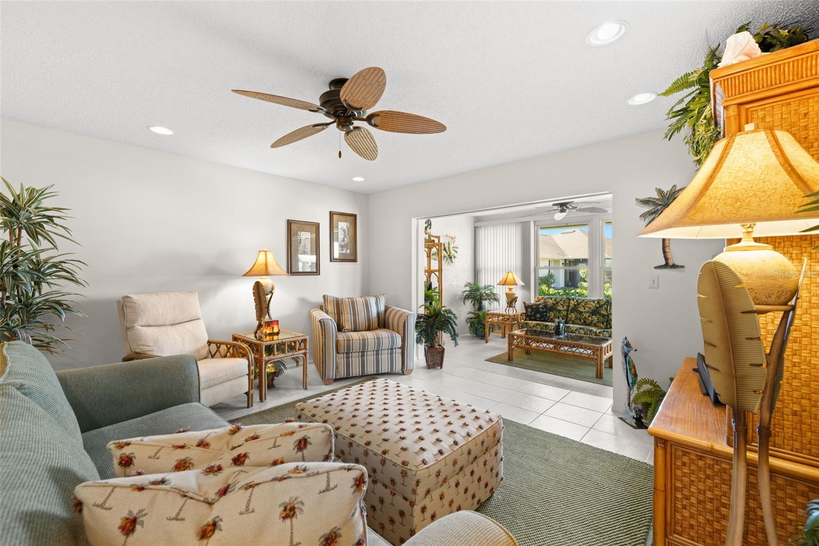 1375 CARLISLE CT, DUNEDIN, FL, 34698