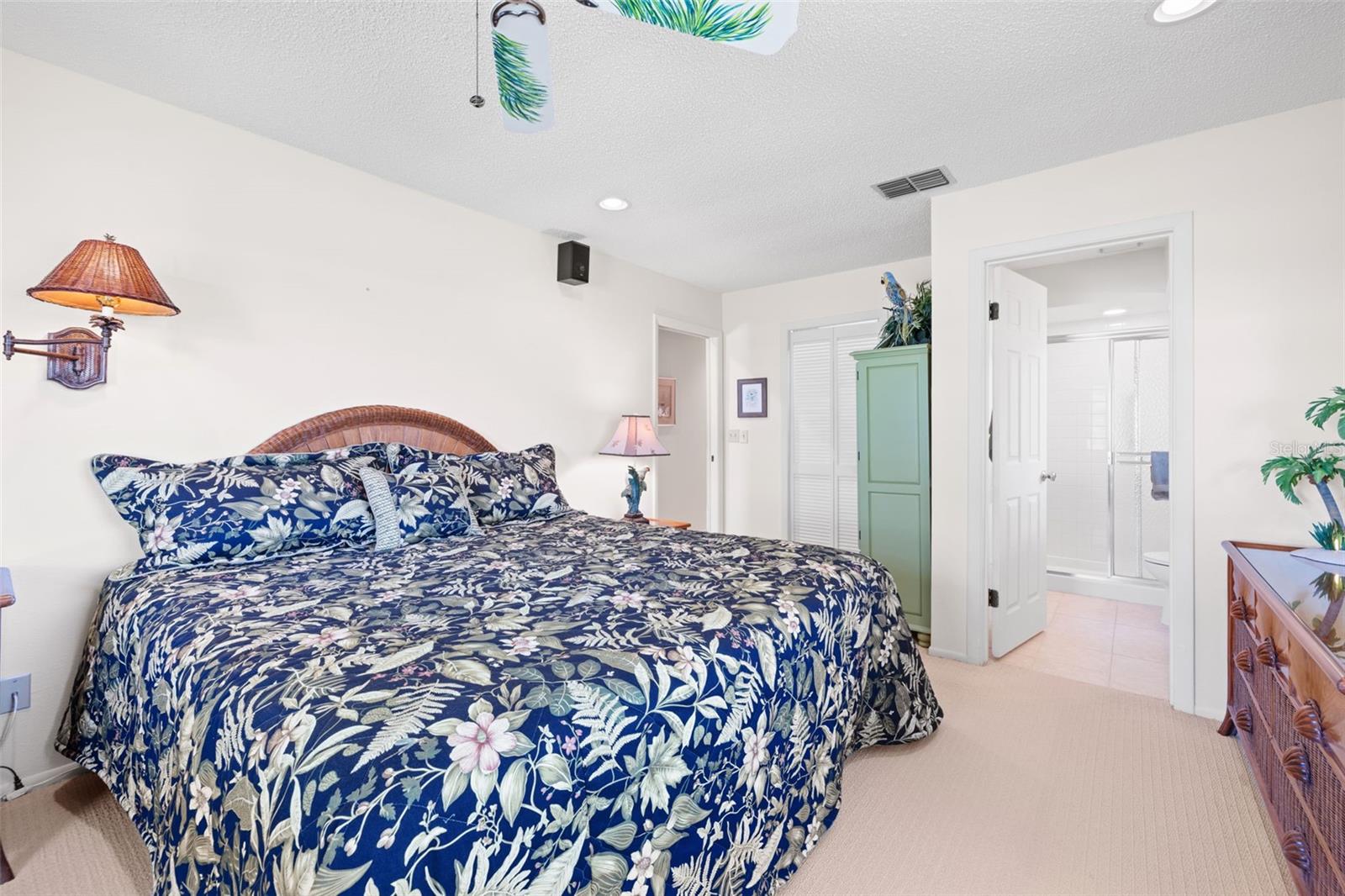 1375 CARLISLE CT, DUNEDIN, FL, 34698