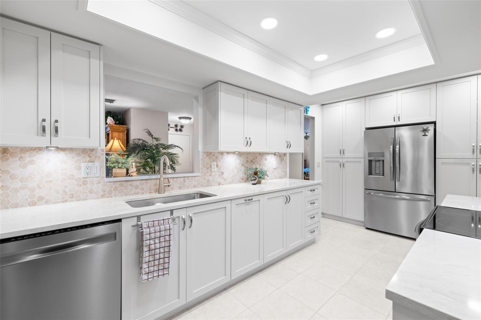 1375 CARLISLE CT, DUNEDIN, FL, 34698