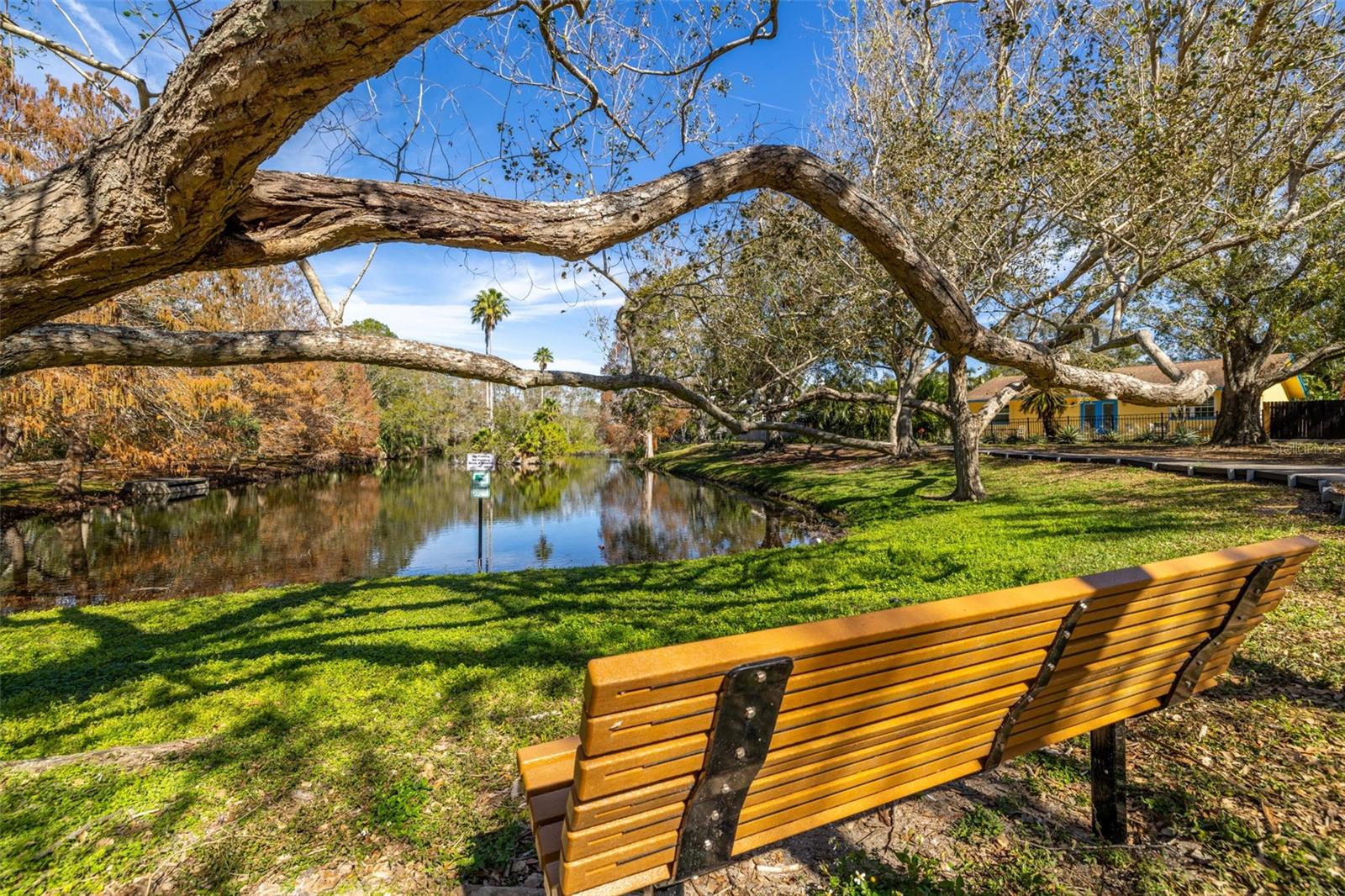 1375 CARLISLE CT, DUNEDIN, FL, 34698