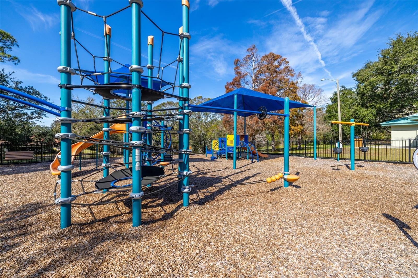 1375 CARLISLE CT, DUNEDIN, FL, 34698