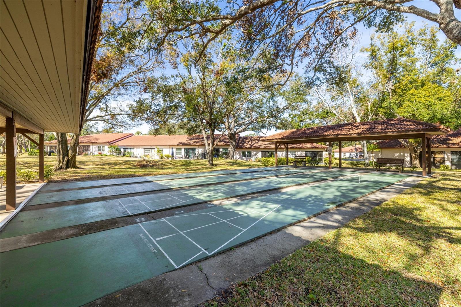 1375 CARLISLE CT, DUNEDIN, FL, 34698