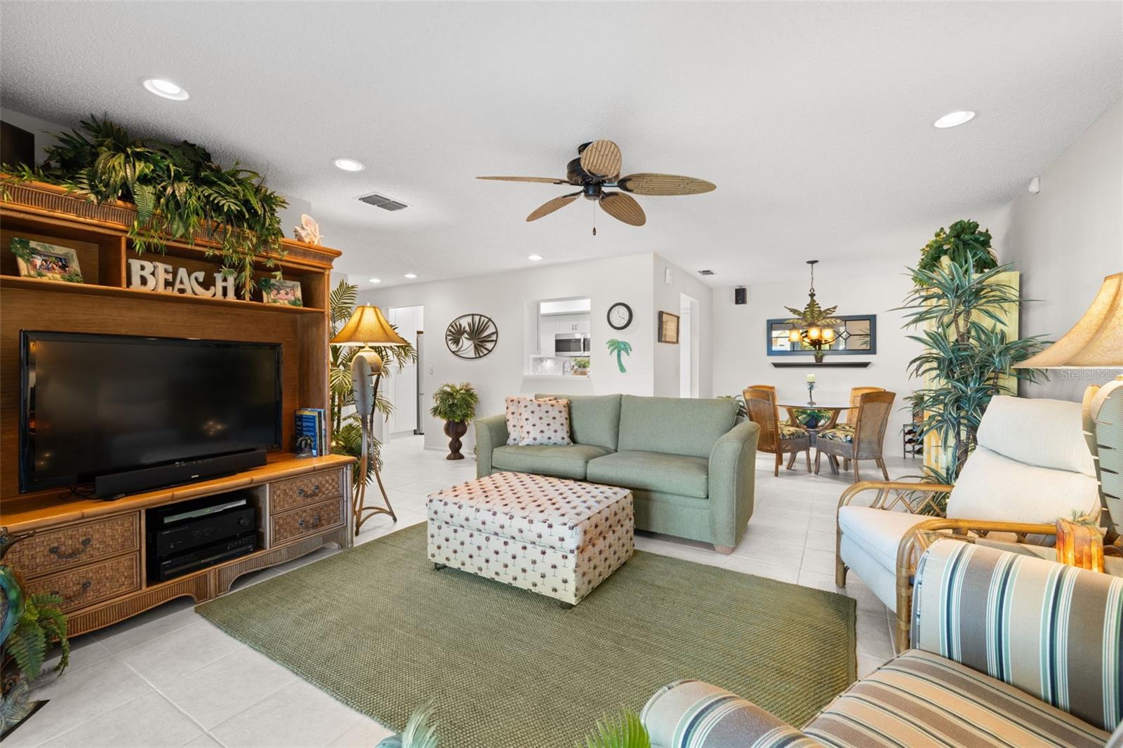 1375 CARLISLE CT, DUNEDIN, FL, 34698