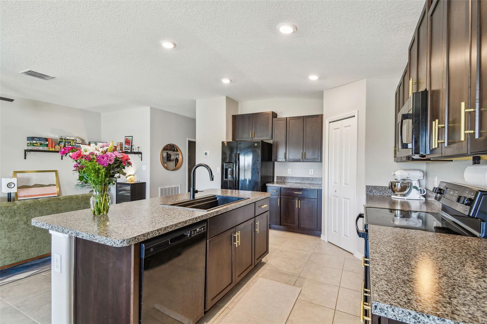 4654 WILD SENNA BLVD, TAMPA, FL, 33619