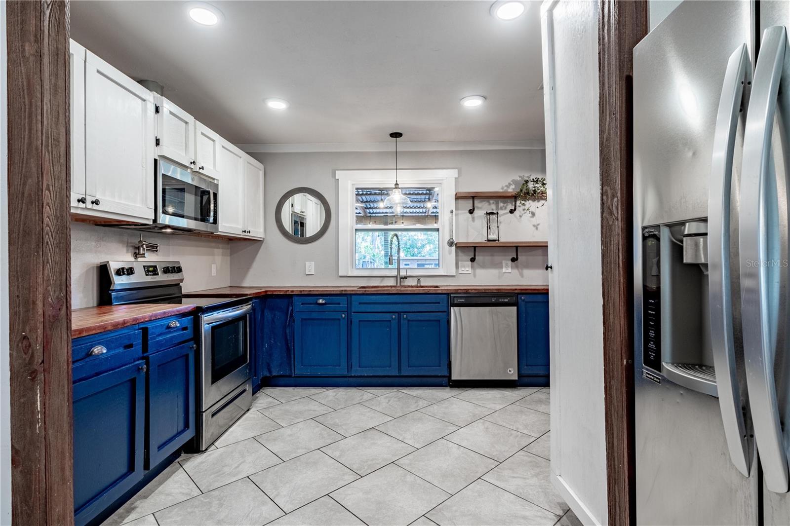 646 PALM DR, OVIEDO, FL, 32765