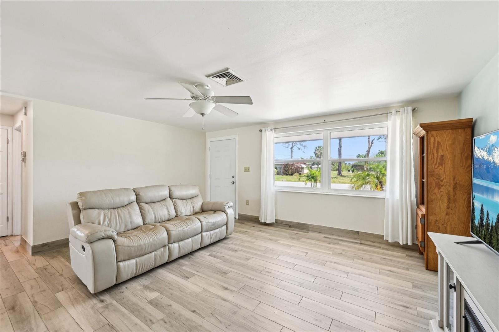3159 PINETREE ST, PORT CHARLOTTE, FL, 33952