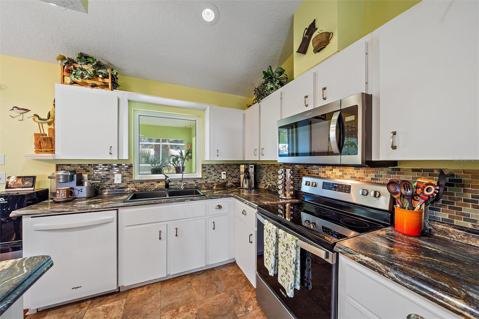 411 SOUTHLAND RD, VENICE, FL, 34293