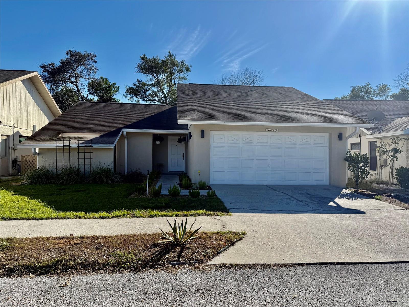 10820 LIVINGSTON DR, NEW PORT RICHEY, FL, 34654