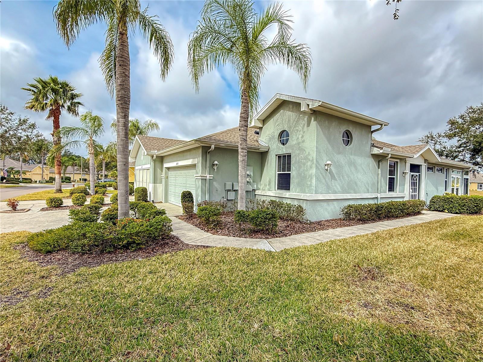 2071 SIFIELD GREENS WAY #103, SUN CITY CENTER, FL, 33573