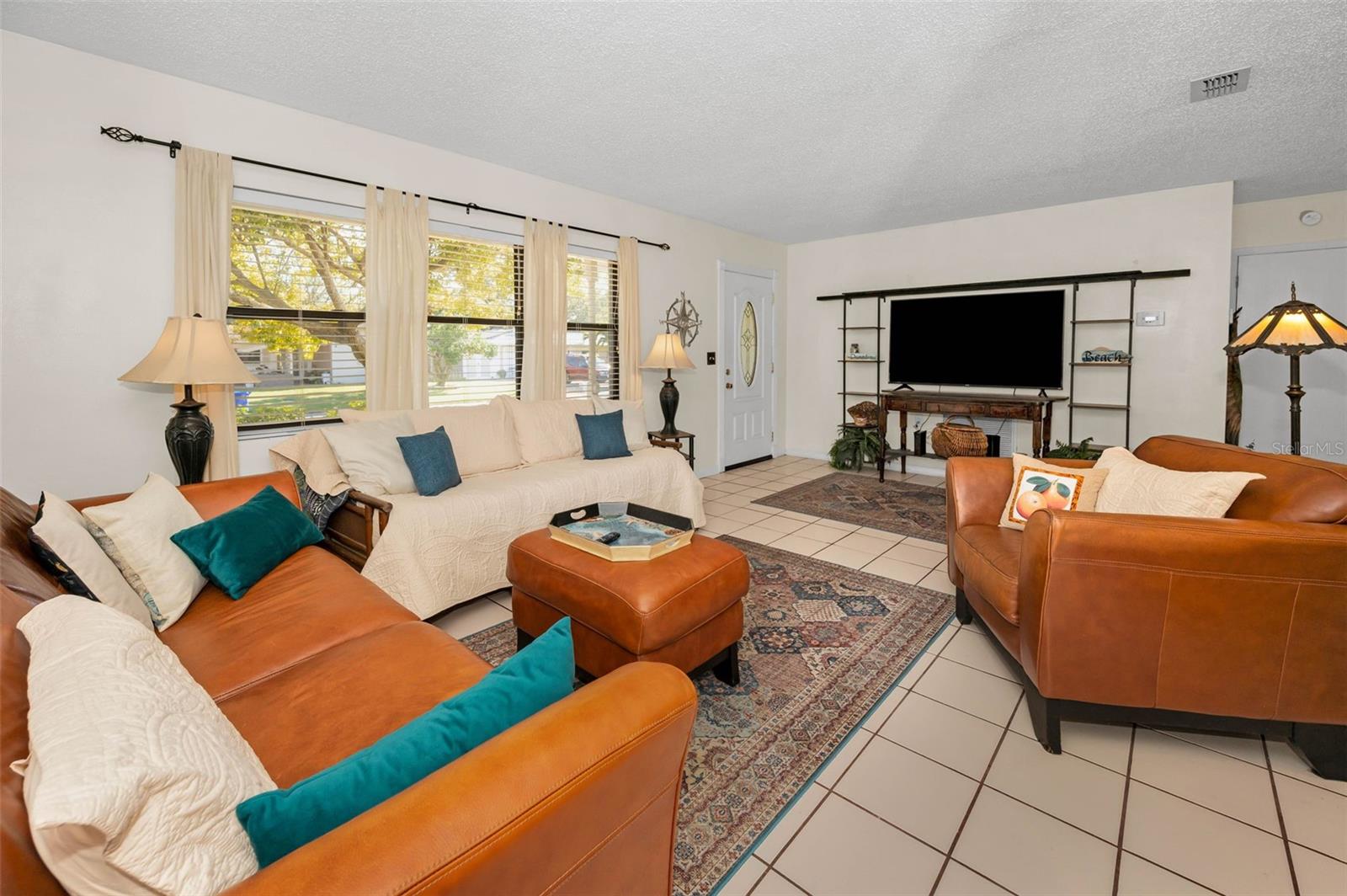 1120 IDLEWILD DR N, DUNEDIN, FL, 34698