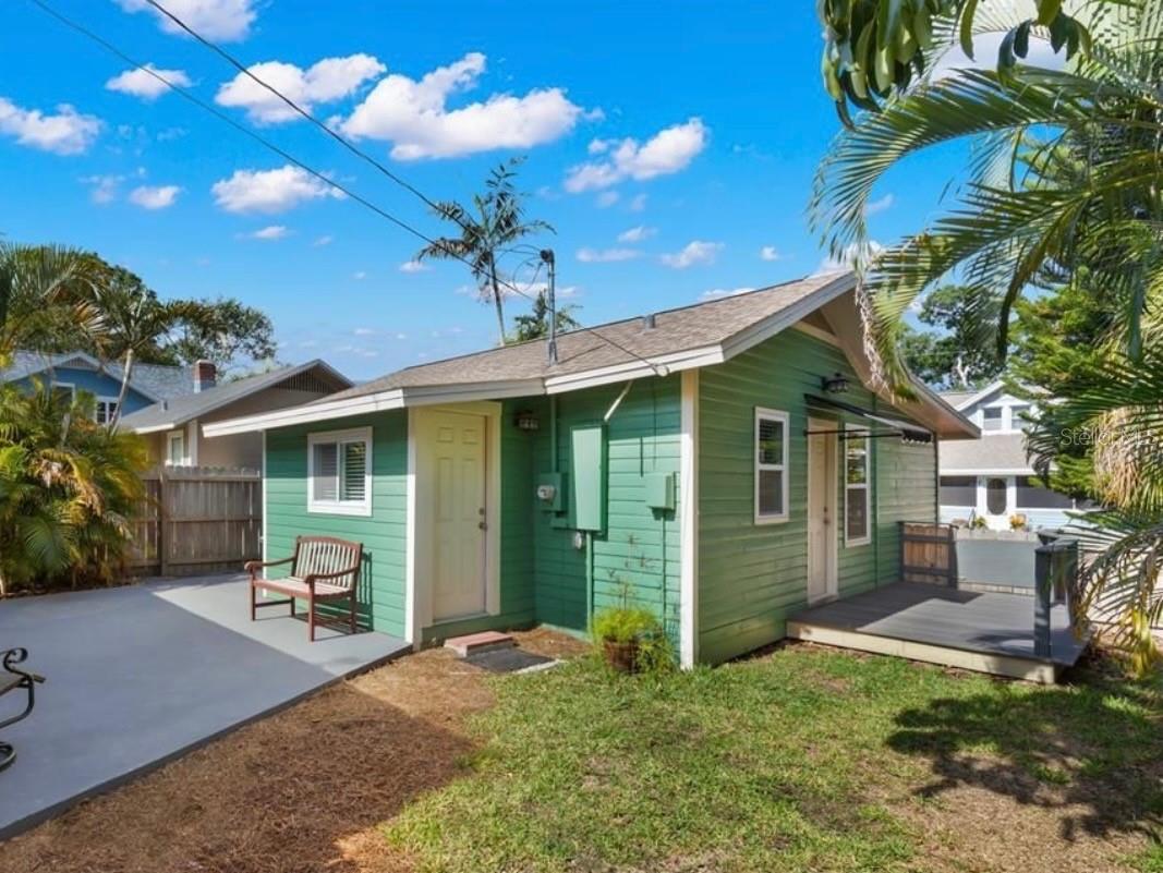 1035 6TH ST N, ST PETERSBURG, FL, 33701