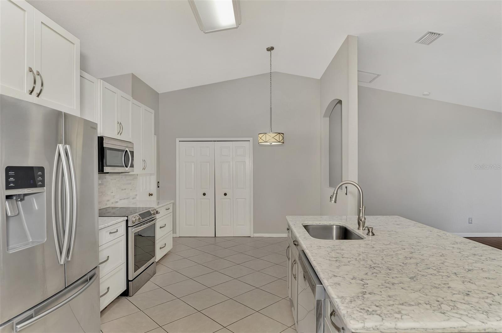 2534 STAGNARO RD, NORTH PORT, FL, 34287