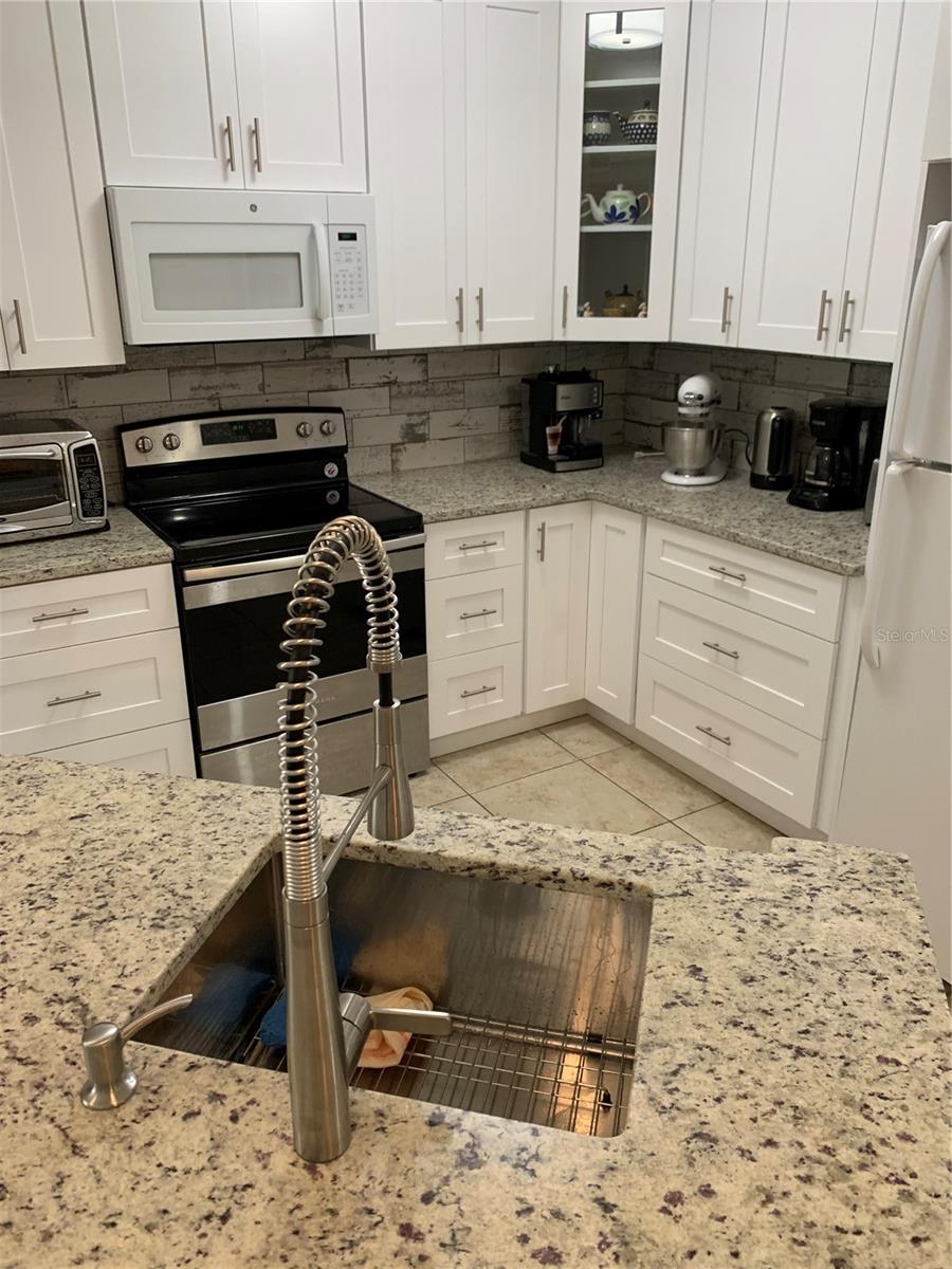 5134 NORTHRIDGE RD #112, SARASOTA, FL, 34238