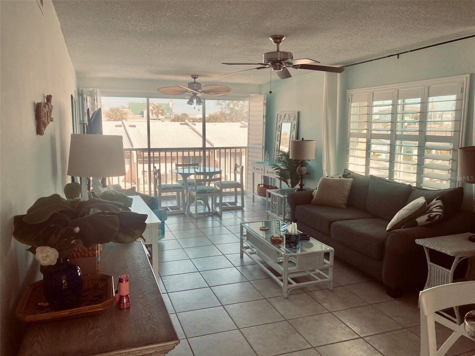 1400 TARPON CENTER DR #218, VENICE, FL, 34285