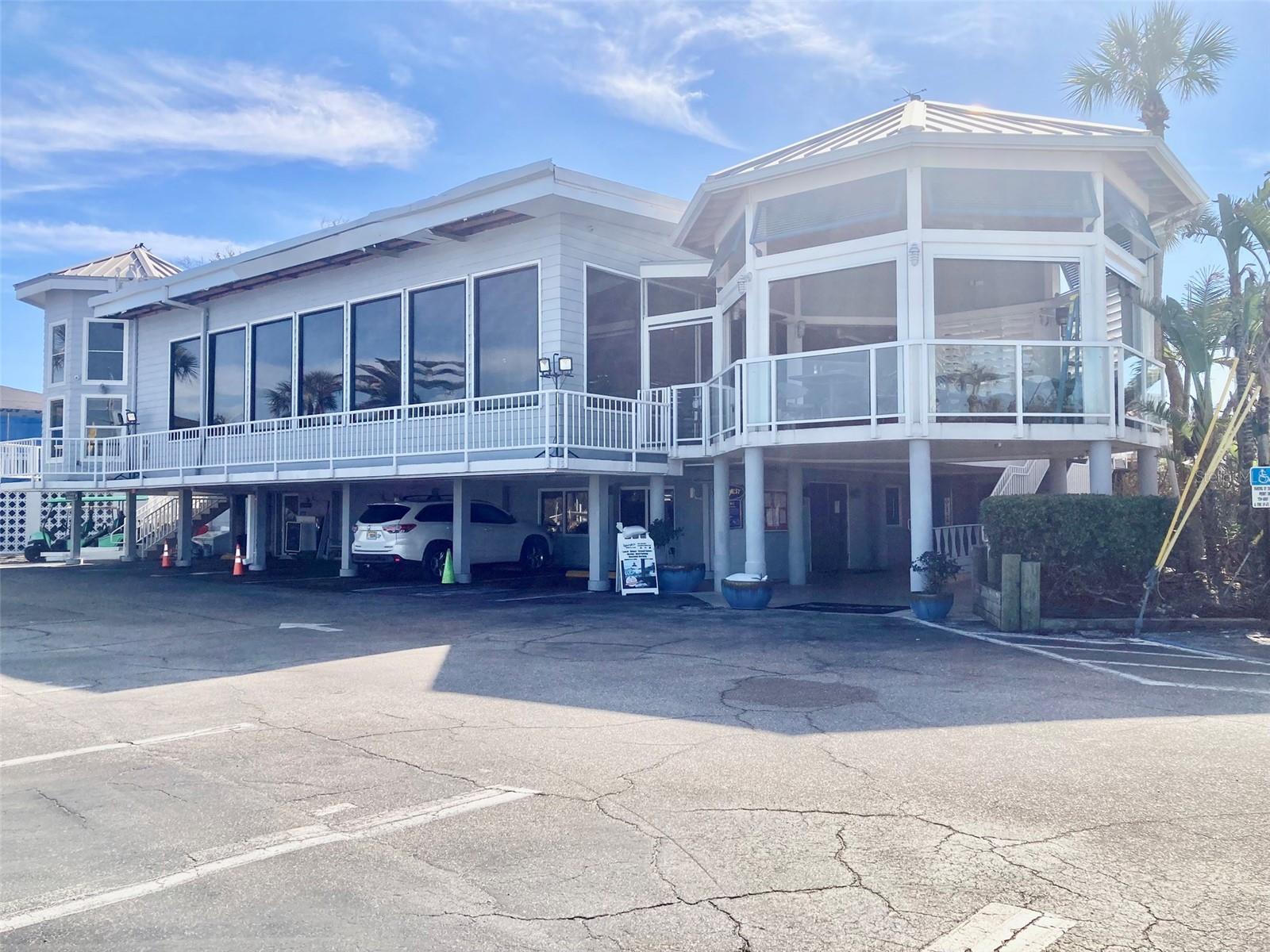 1400 TARPON CENTER DR #218, VENICE, FL, 34285