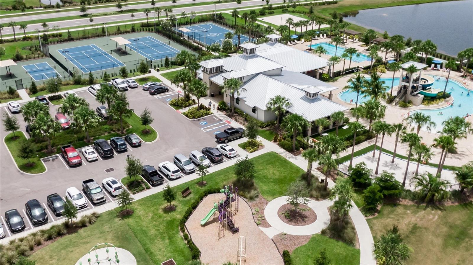 6920 CRESTPOINT DR, APOLLO BEACH, FL, 33572