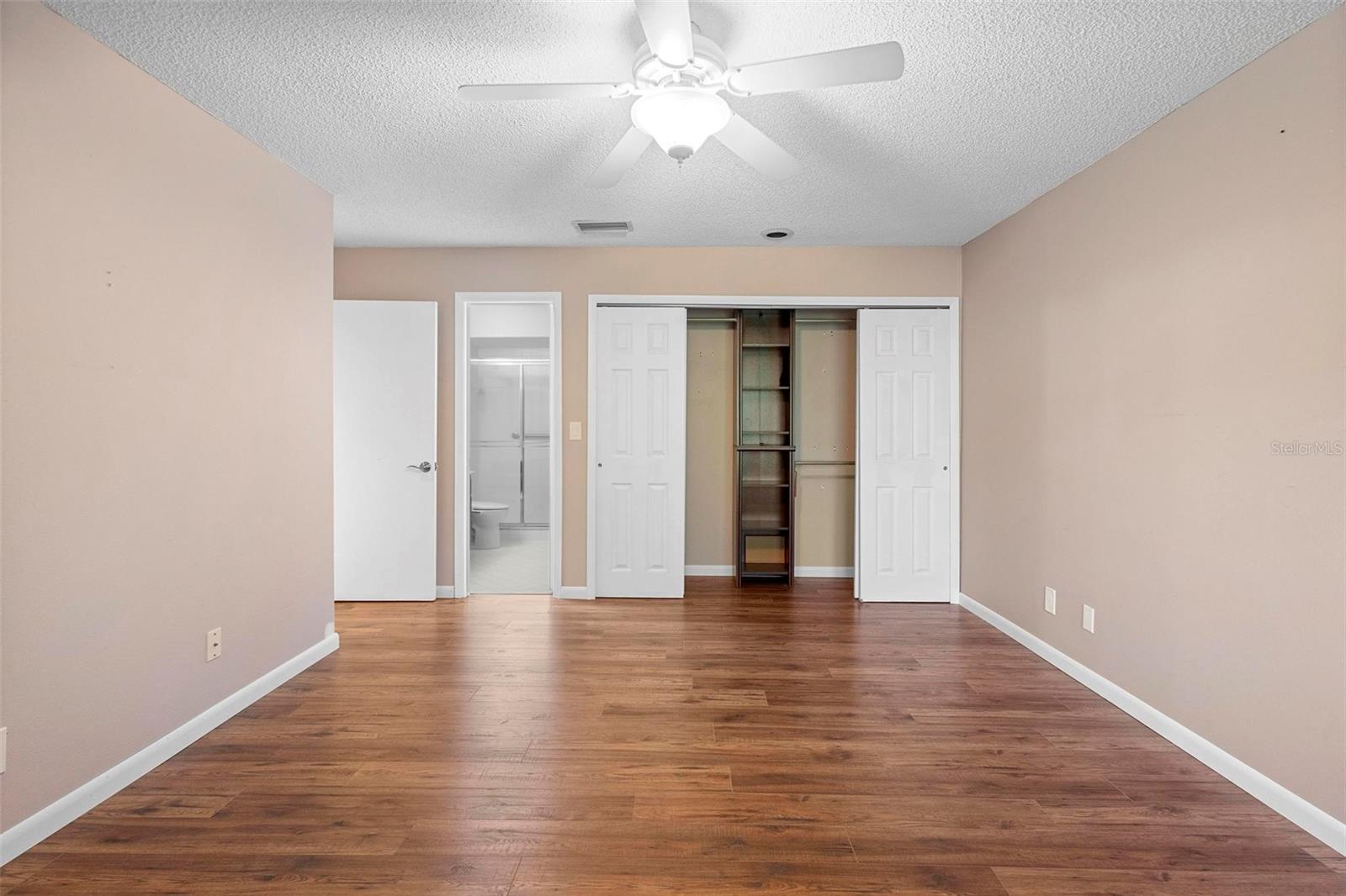360 GLENEAGLES DR, NEW SMYRNA BEACH, FL, 32168