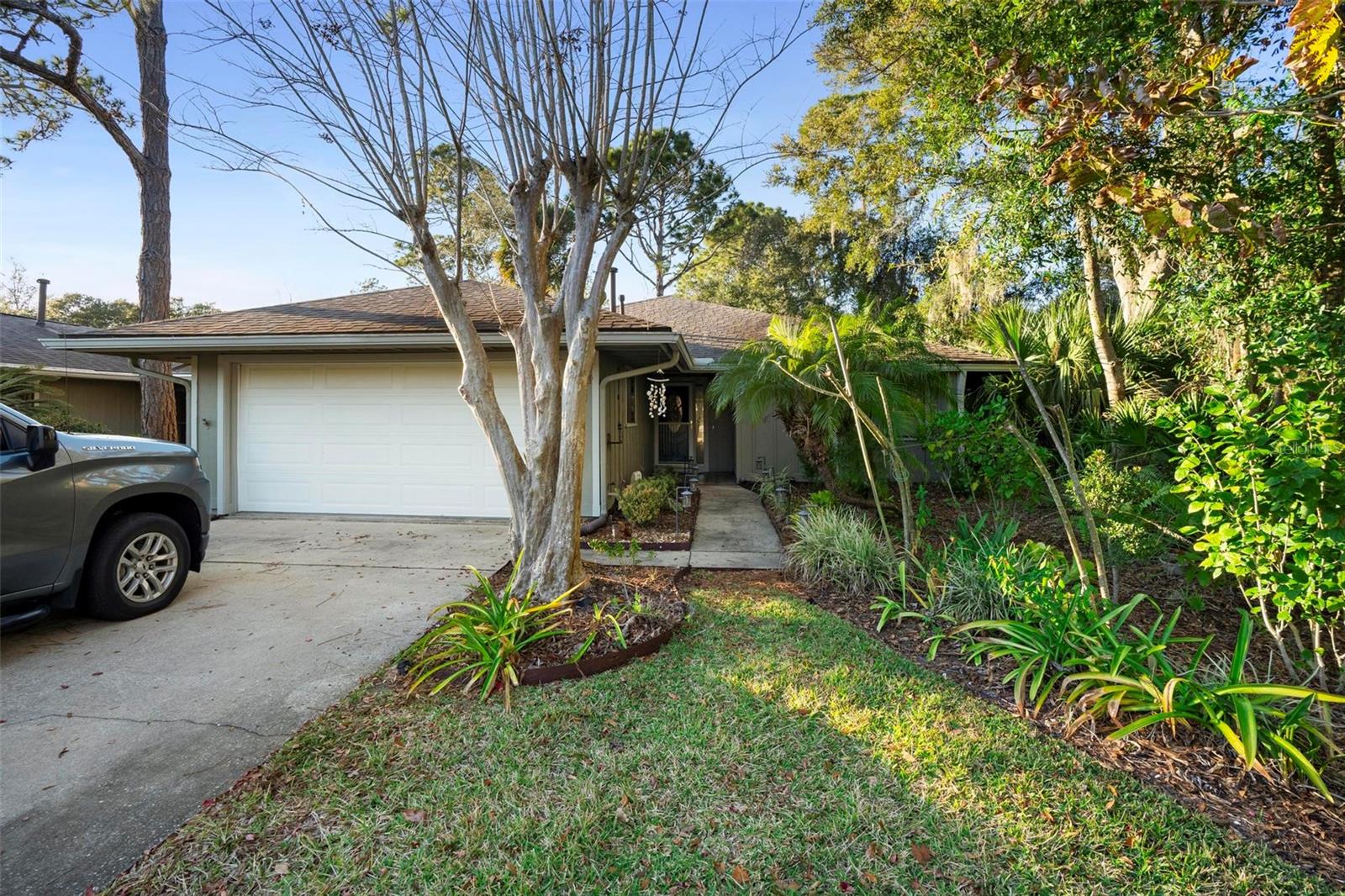 360 GLENEAGLES DR, NEW SMYRNA BEACH, FL, 32168