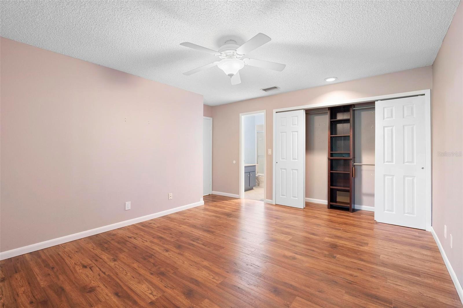 360 GLENEAGLES DR, NEW SMYRNA BEACH, FL, 32168