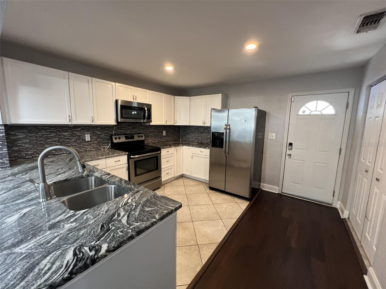 5230 11TH AVE N, ST PETERSBURG, FL, 33710