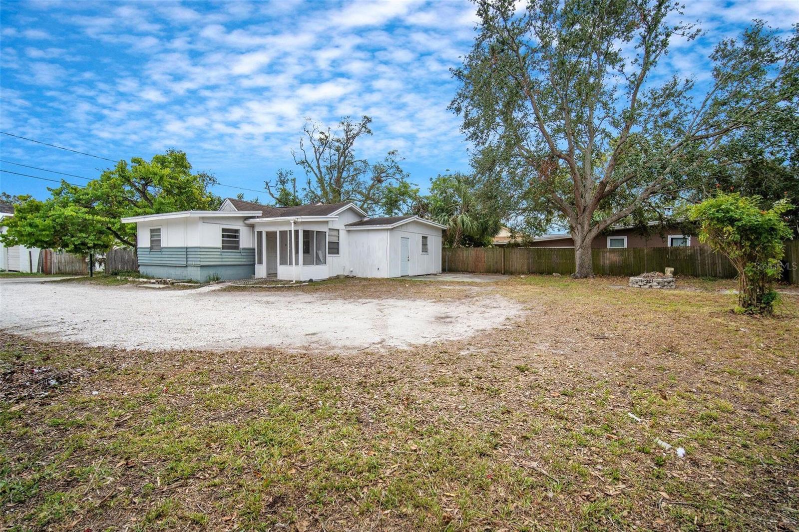 2216 52ND AVE N, ST PETERSBURG, FL, 33714