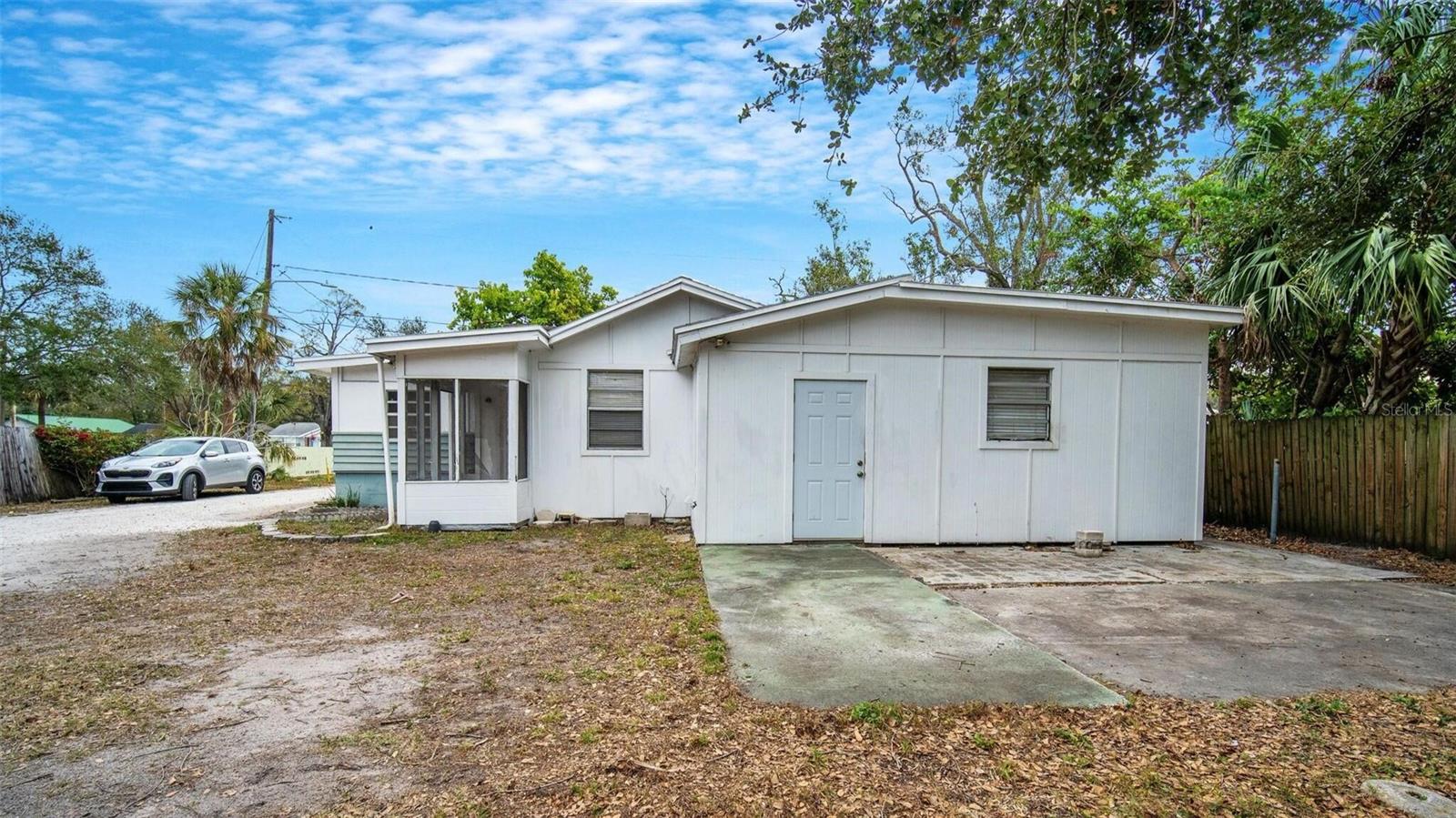 2216 52ND AVE N, ST PETERSBURG, FL, 33714