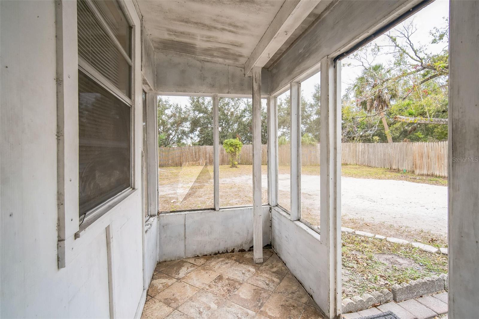 2216 52ND AVE N, ST PETERSBURG, FL, 33714