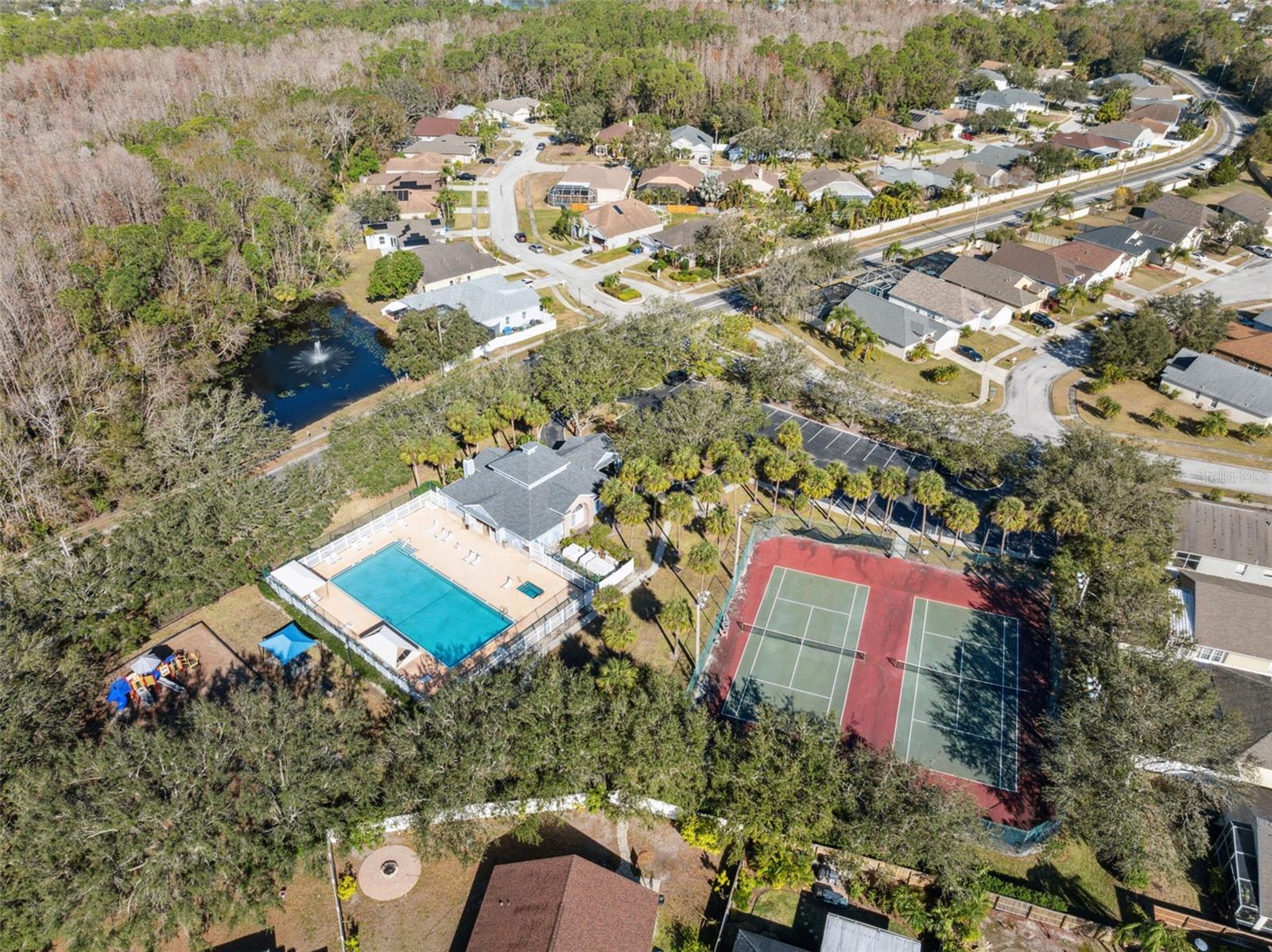 9626 CHARLESBERG DR, TAMPA, FL, 33635