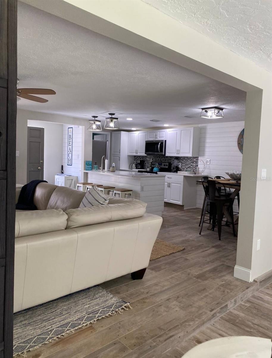 4713 TOURNAMENT BLVD, SARASOTA, FL, 34243