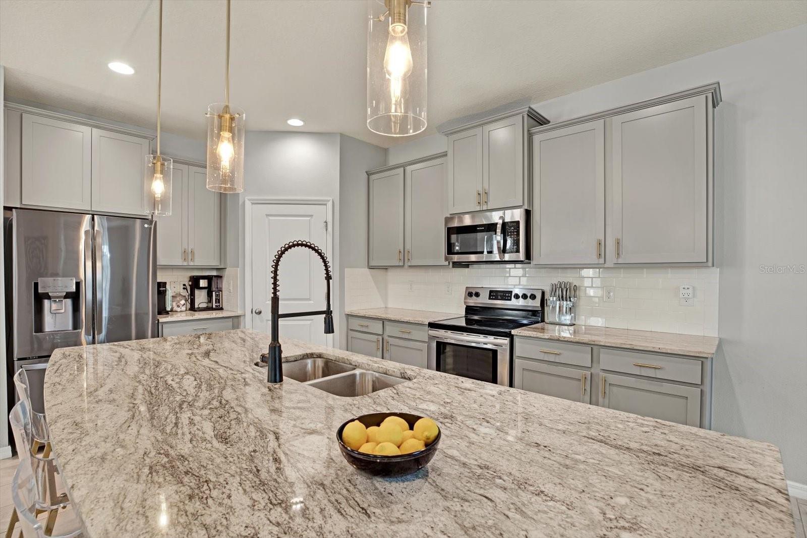 2521 KNIGHT ISLAND DR, BRANDON, FL, 33511