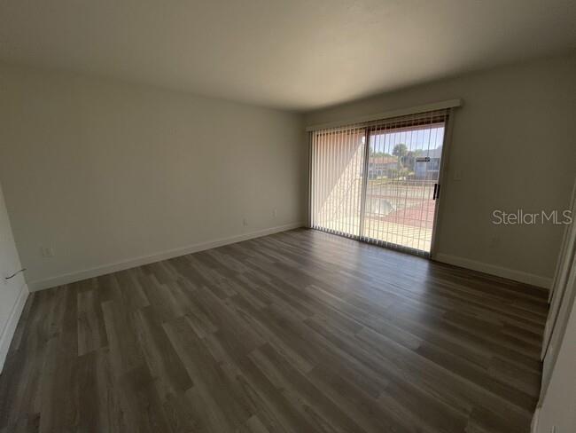 LYME BAY COLONY CONDO, ORLANDO, FL, 32839