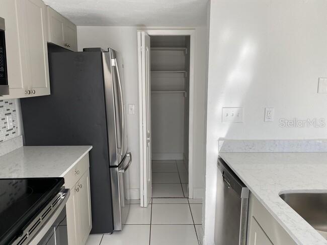 LYME BAY COLONY CONDO, ORLANDO, FL, 32839