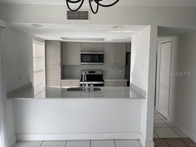 LYME BAY COLONY CONDO, ORLANDO, FL, 32839