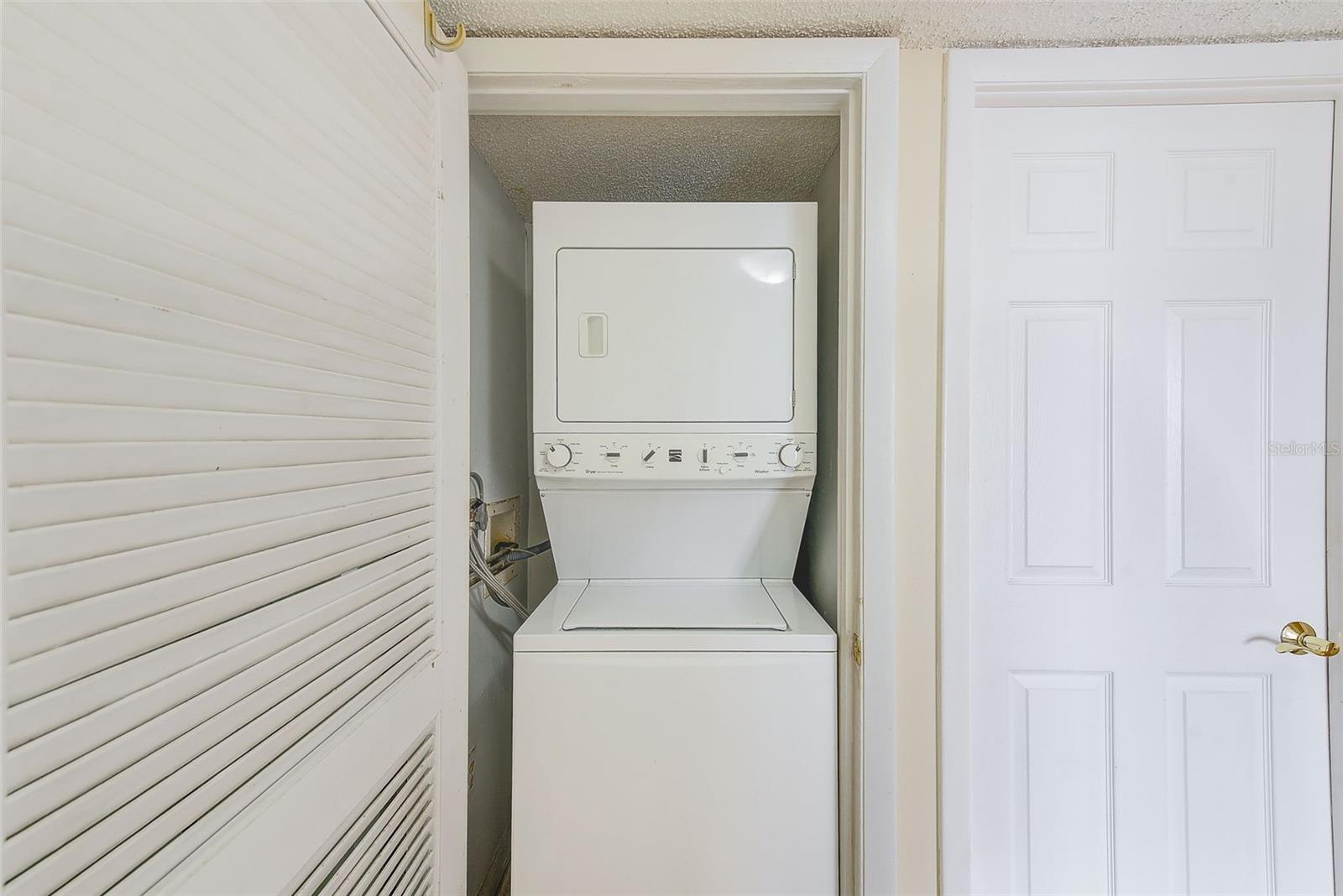 220 BELLEVIEW BLVD #811, BELLEAIR, FL, 33756