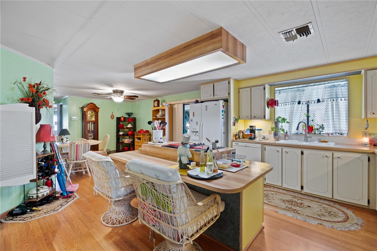 9790 66TH ST N #130, PINELLAS PARK, FL, 33782