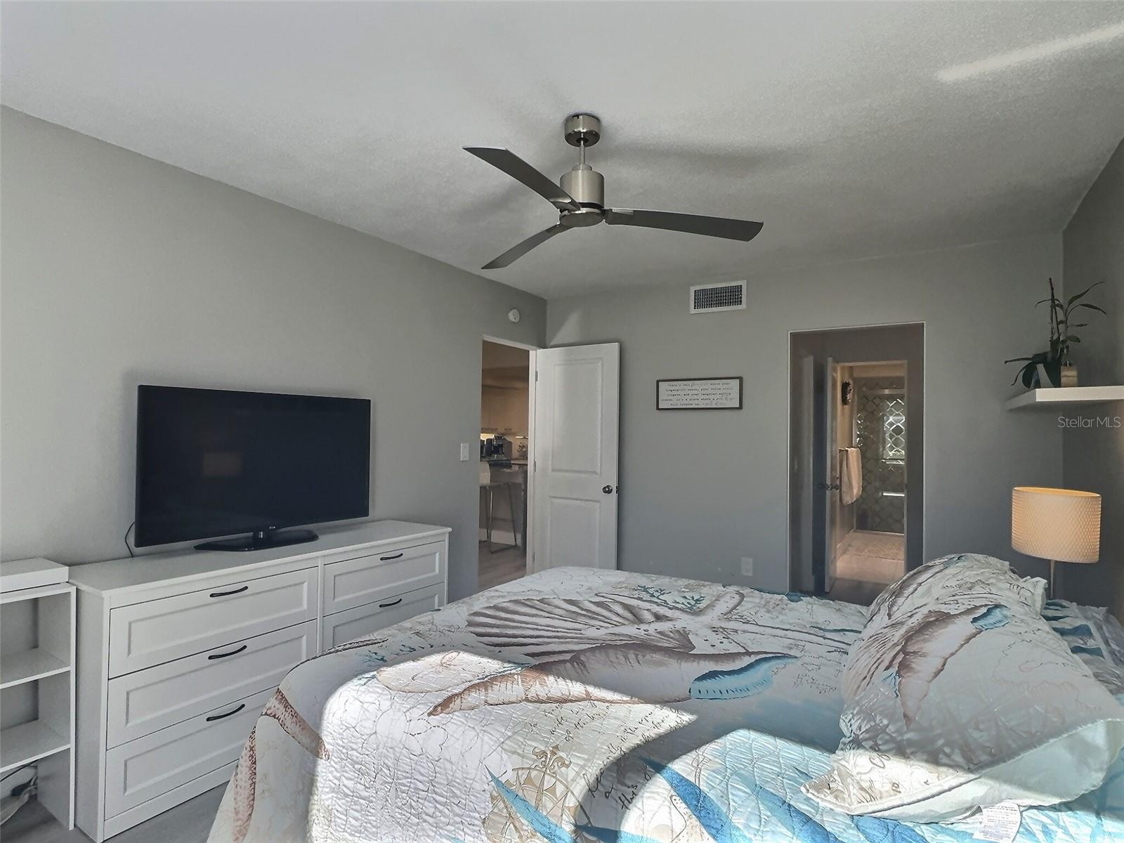 8651 10TH ST N #128, ST PETERSBURG, FL, 33702