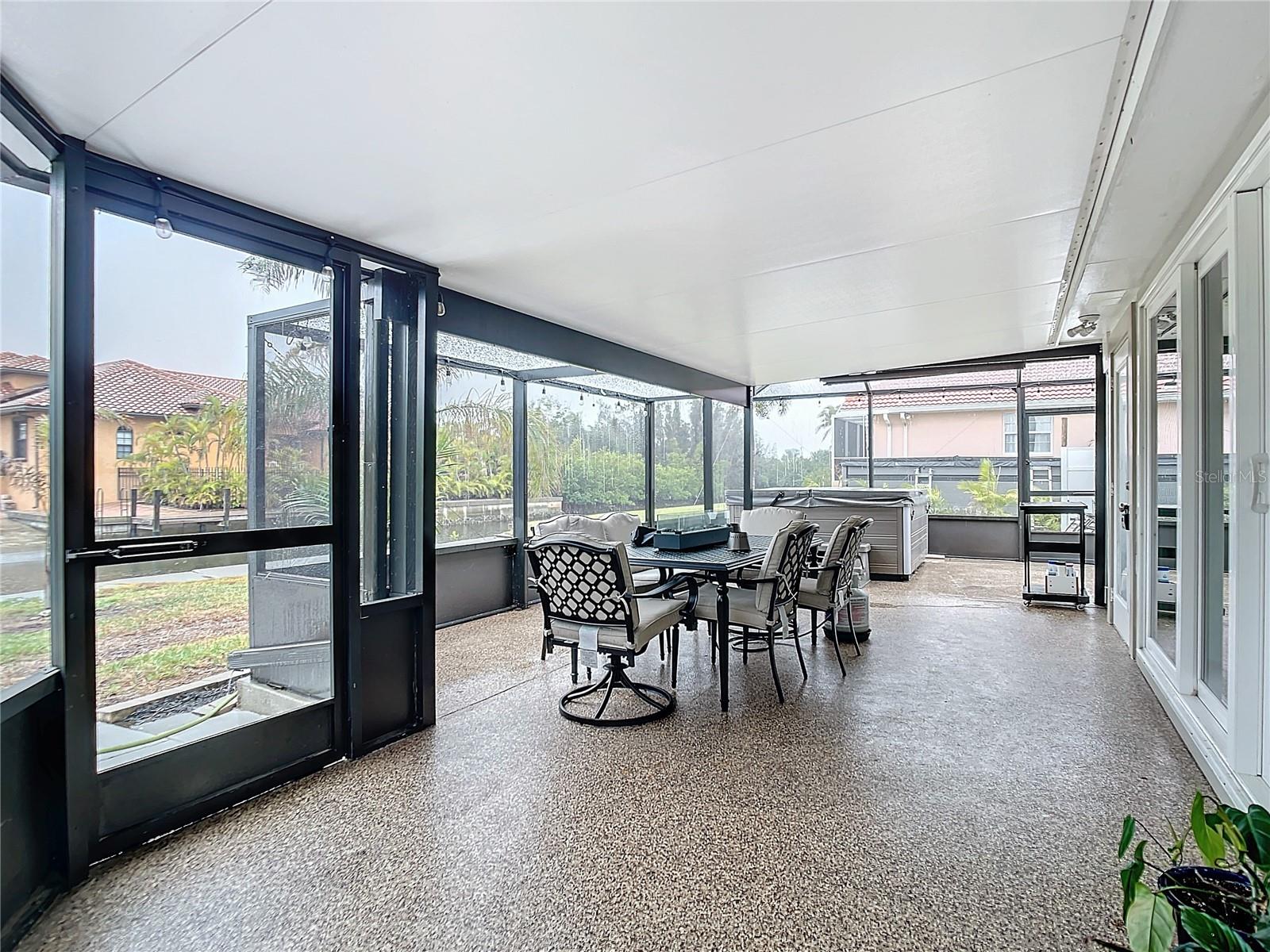 141 SINGAPORE RD, PUNTA GORDA, FL, 33950