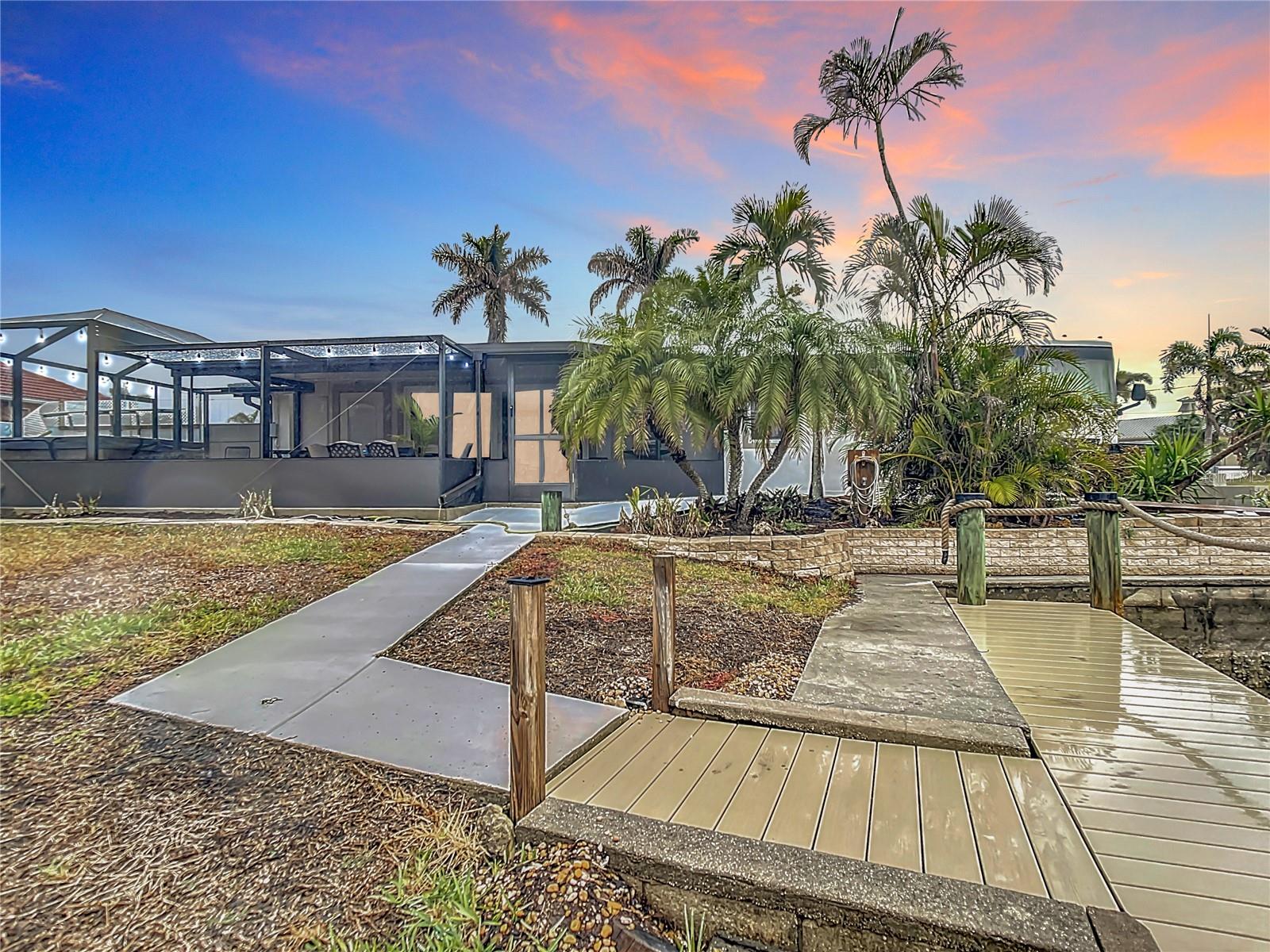 141 SINGAPORE RD, PUNTA GORDA, FL, 33950