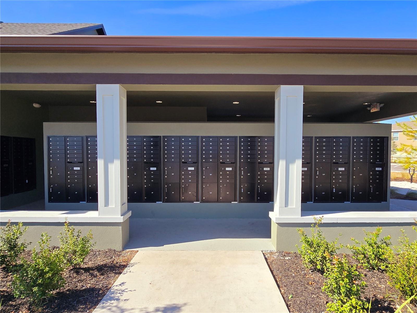 2830 GARDINER LN, ZEPHYRHILLS, FL, 33541